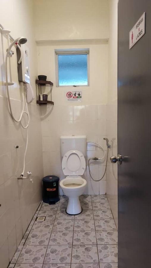 Karya Story Hostel กูดัต ภายนอก รูปภาพ